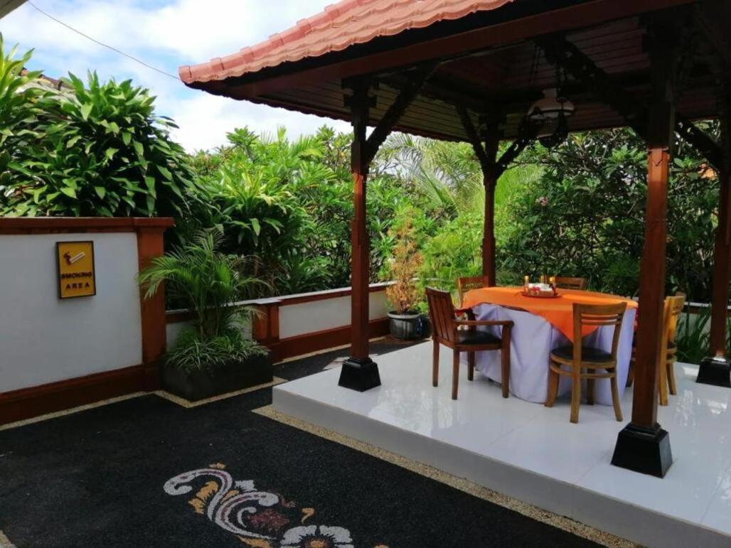 Swastika Bungalows Sanur  Exterior photo